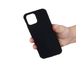 Protector de Silicona semi r�gido Negro iPhone 15
